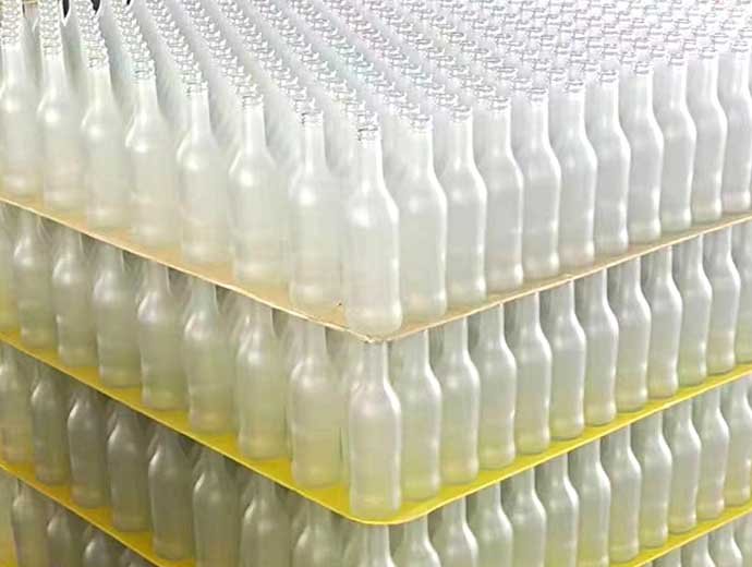 中空板封边瓶托-2